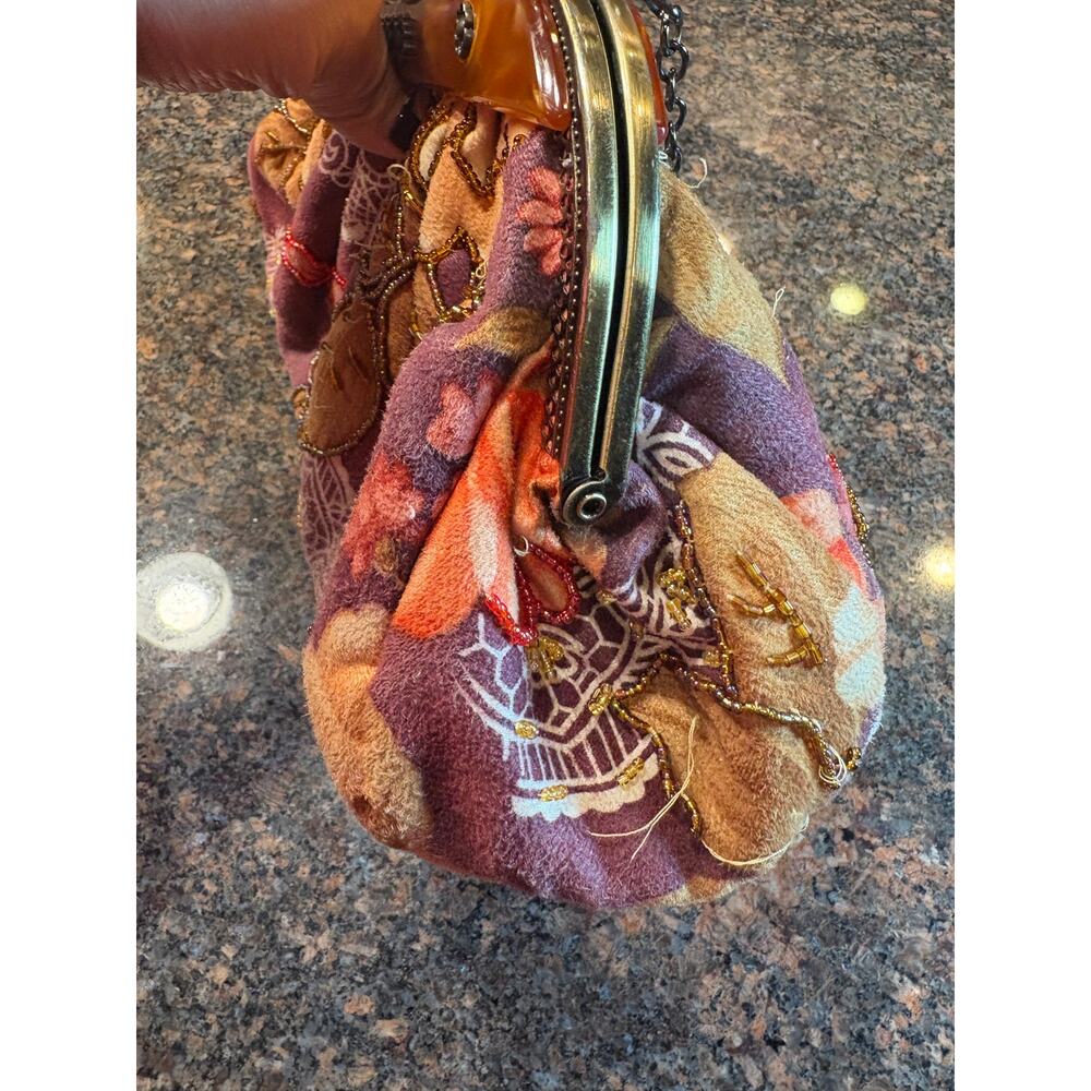 Vintage Velia Tortoise Frame Beaded Floral Clutch - Picture 6 of 12